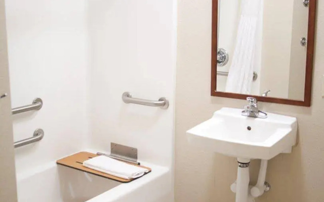 Candlewood Suites Polaris by IHG