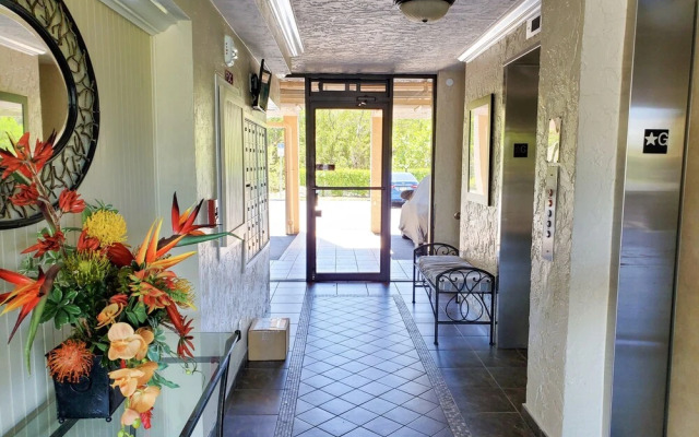 Vinncent's Sea Isles Condo