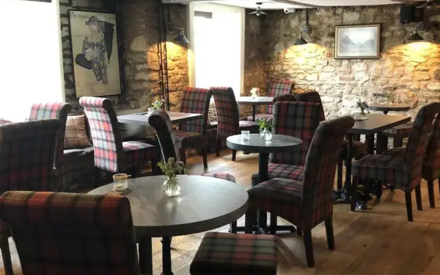 The George Inn