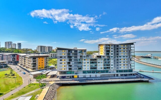 Waterfront Apartment 6802