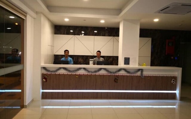 Walk In Hotel