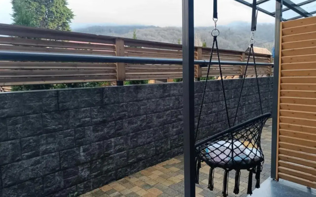 Апартаменты на улице Защитников Кавказа 114