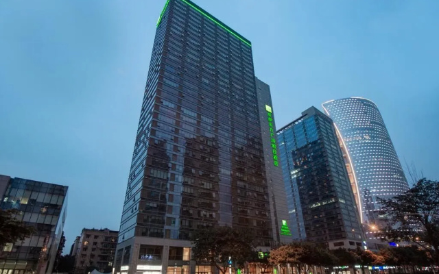 Holiday Inn Chengdu Oriental Plaza by IHG
