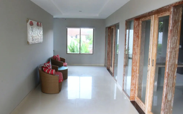 Rusty Seminyak