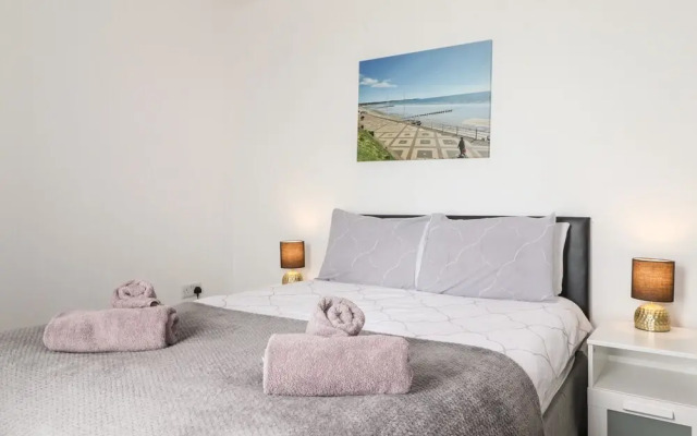 6 Seaview @ Bridlington Bay