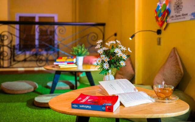 Little Charm Hanoi Hostel