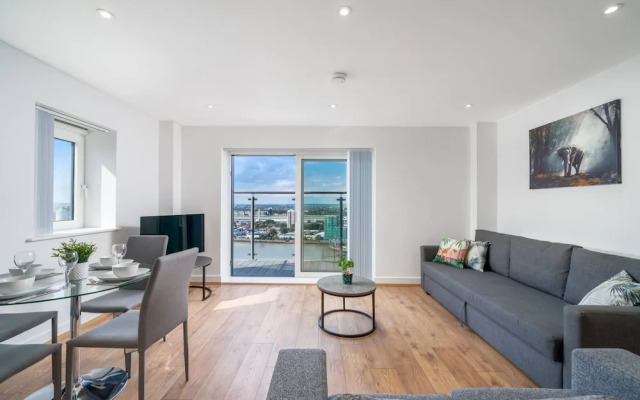 Skyvillion-apartments Near River Thames Excel & O2 Woolwich