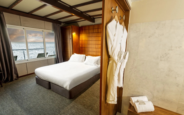 DoubleTree by Hilton Noumea Ilot Maitre Resort