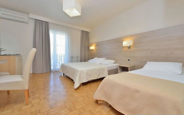 Rooms & Restaurant Matanovi Dvori