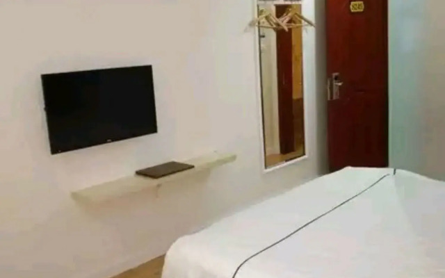 OYO 8016 Qiao Jia Business Hotel