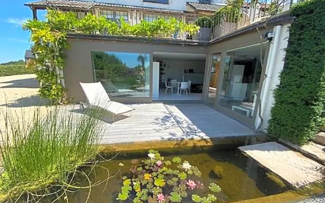 Leen & Bruno's NamaStay