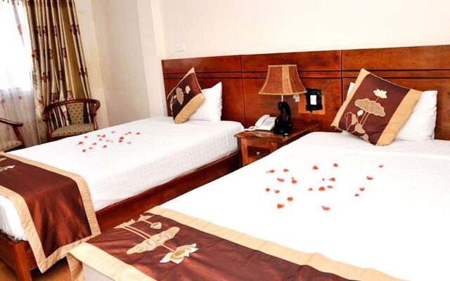 Hanoi An Father's Hotel & Travel