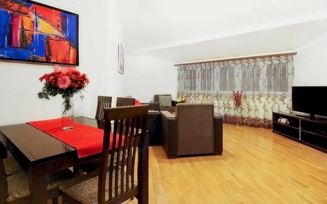 Apartment at Chaykovski Street (New Building)