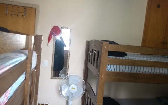 Hostel Edward Monthy Blacky