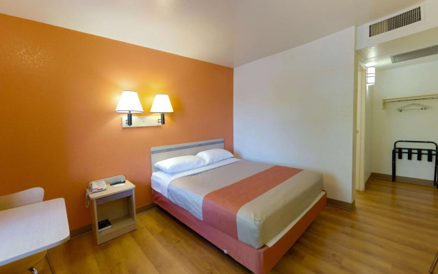 Motel 6 Weed - Mount Shasta