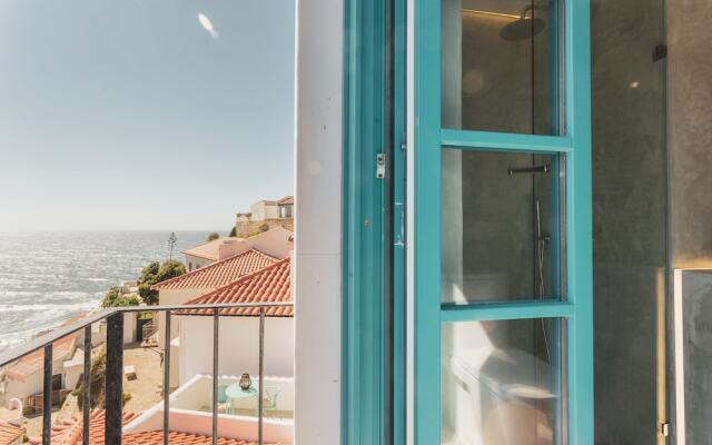 Azenhas do Mar West Coast Design & Surf