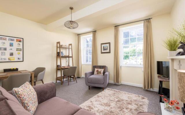 Castle Suite 3 Old Town
