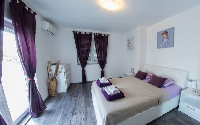 Luxury Apartment in City Center