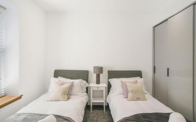 West Burnside Apartments