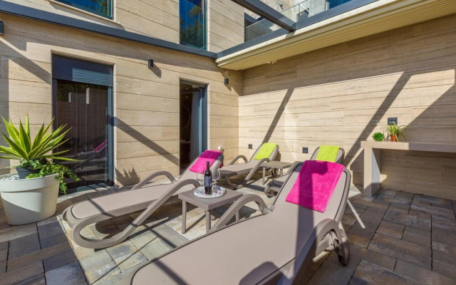 Stunning Apartment in Crikvenica With Sauna, 2 Bedrooms and Wifi