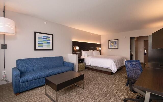 Holiday Inn Express Tulsa Downtown - Arts District