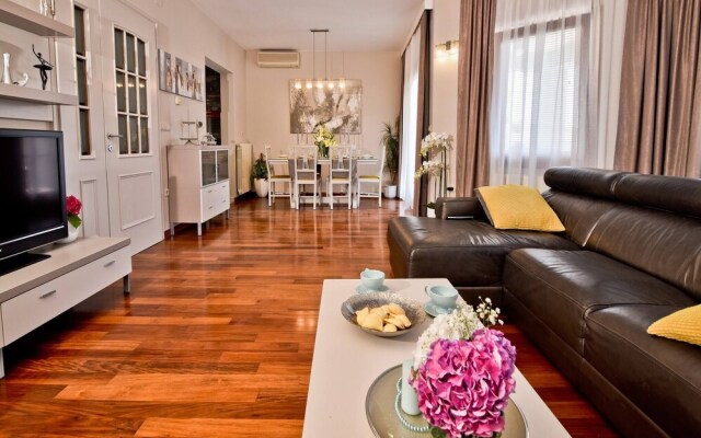 Superior 4 Villa Antea With Pool Jacuzzi, Zadar