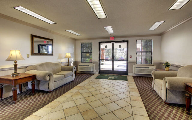 InTown Suites Extended Stay Nashville TN Madison