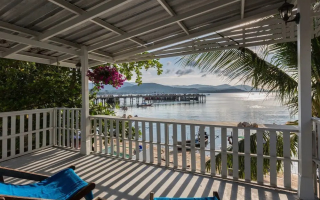 Sam-Kah Seaside Studio 1