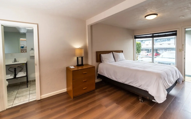 Terimore Bayfront Inn