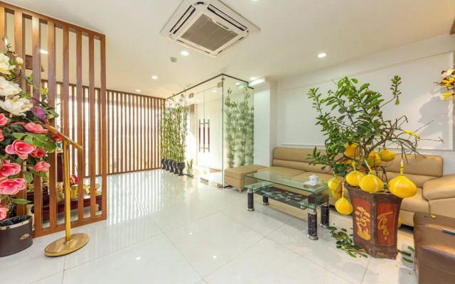 OYO 1011 Orchids 4 Hotel