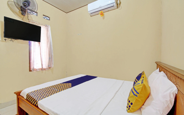 Hotel O Timoti Guest House – Guest Rooms – Sleman