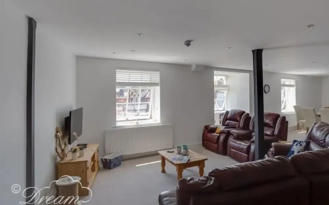 Old Coastguard Apartment 2