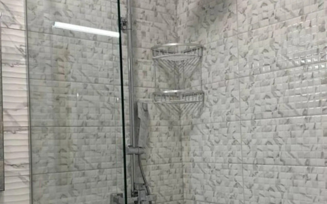 Апартаменты в отеле Red Wood (Ред Вуд)