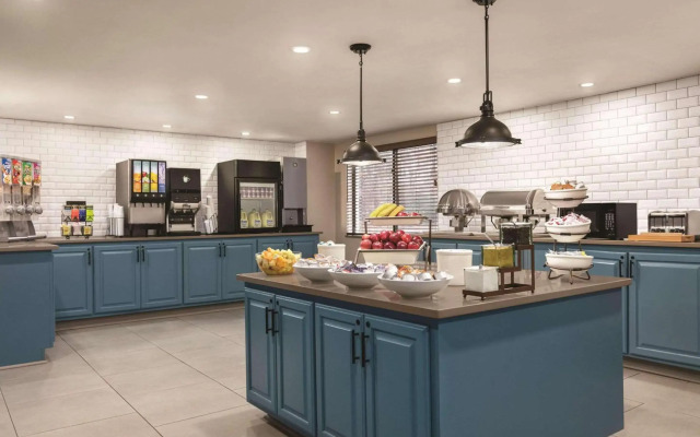 Country Inn & Suites by Radisson, Williamsburg East (Busch Gardens), VA