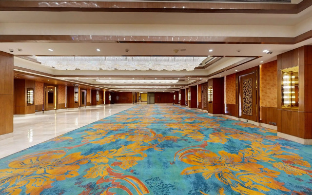 Radisson Blu Towers Kaushambi Delhi NCR