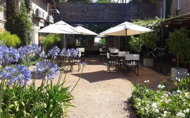 Hotel Jacaranda