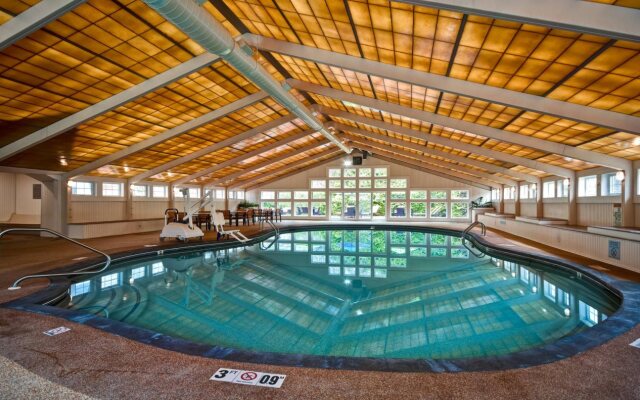 Courtyard By Marriott Cape Cod Hyannis