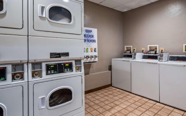 Best Western Golden Lion Hotel