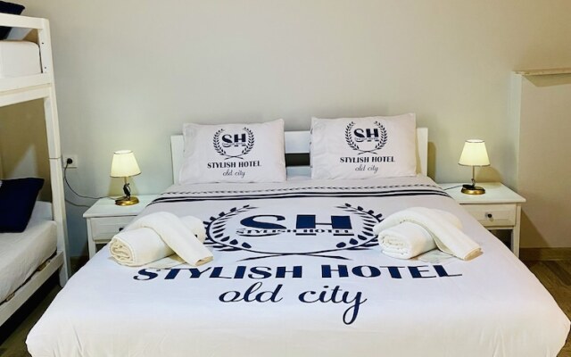 Stylish Hotel Old City