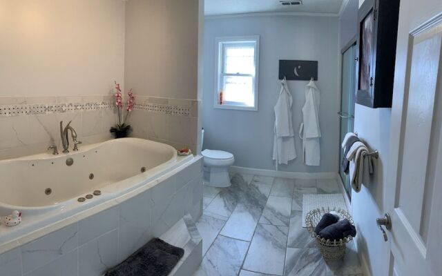 Mountain Harbour B&B and Hiker Hostel