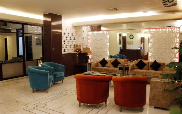 FabHotel BMK GK1