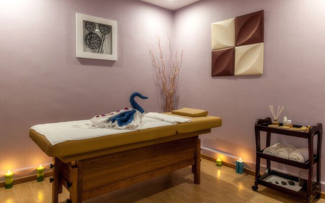 Days Hotel by Wyndham Chennai OMR