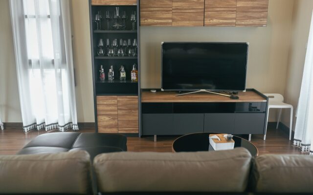 Willing Vacation Villa