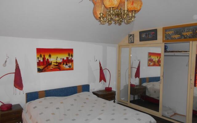 Cozy Marina PentHouse  Ref T32401