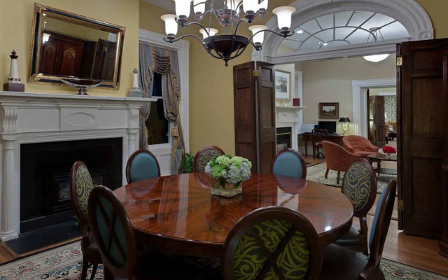 Hampton Inn Lexington-Historic District