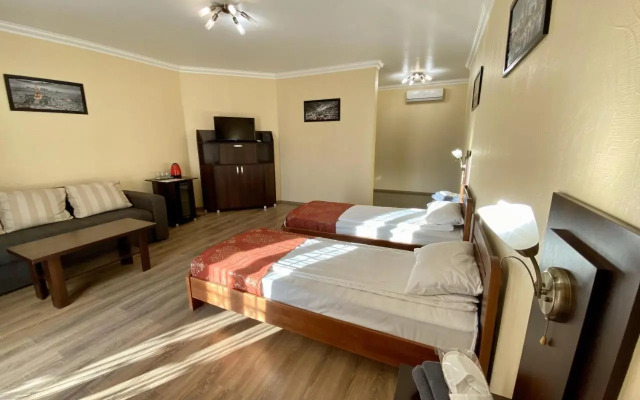 Sting Hotel & Event Palace