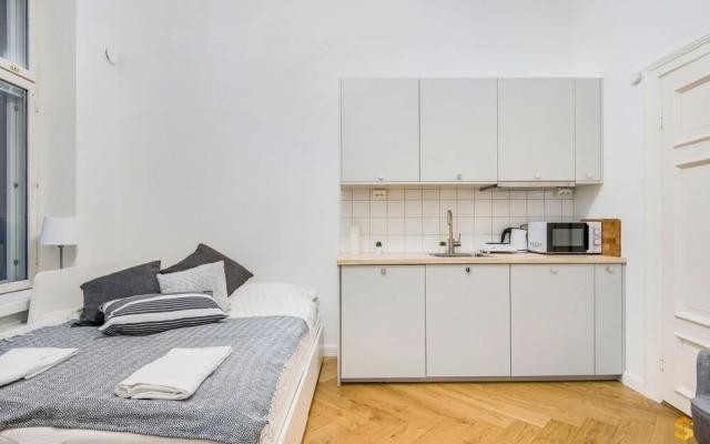 WeHost Pieni Roobertinkatu Big 13