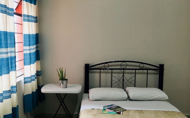 Andaina Hostel