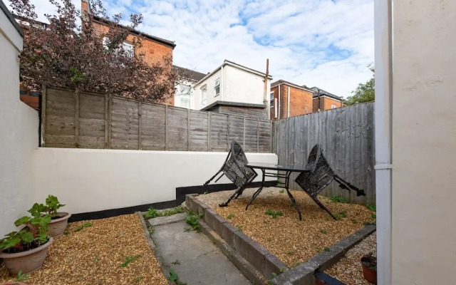 Modern Studio Apartments in Castle St