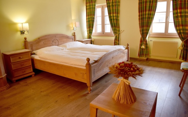 Hotel De Ville – Guest Rooms – Gruyeres